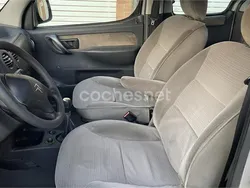 Beige Usado 2009 Citroën Berlingo Monovolumen | 3850 € (Super precio)