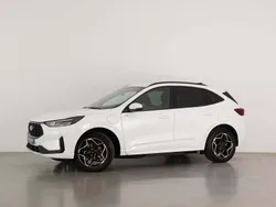 Blanco Usado 2024 Ford Kuga ST-Line SUV | 34.500 € (Precio justo)