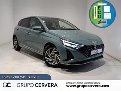 Verde Nuevo 2025 Hyundai i20 Berlina | 22.300 € (Precio justo)