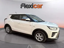 Blanco Usado 2024 Ssangyong Tivoli SUV | 16.990 €