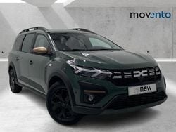 Verde Nuevo 2025 Dacia Jogger Extreme Monovolumen | 25.930 € (Precio justo)