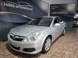 Gris / plata Usado 2006 Opel Vectra Cosmo Berlina | 4490 €