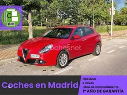 Rojo Usado 2017 Alfa Romeo Giulietta Super Utilitario | 10.990 € (Precio justo)