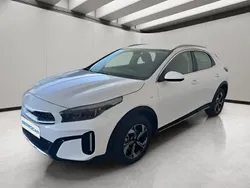 Blanco Usado 2024 Kia XCeed SUV | 20.700 € (Precio justo)