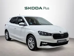 Blanco Usado 2024 Skoda Fabia Selection Berlina | 17.990 € (Precio justo)