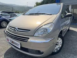 Rojo Usado 2009 Citroën Xsara Picasso Exclusive Monovolumen | 4990 € (Un poco caro)