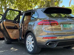 Marrón Usado 2016 Porsche Cayenne Platinum Edition SUV | 52.998 €