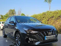 Gris / plata Usado 2022 Hyundai i30 Berlina | 16.900 € (Precio justo)
