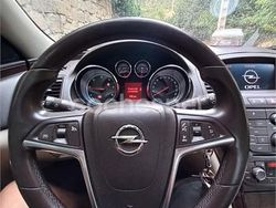 Gris / plata Usado 2010 Opel Insignia Edition Berlina | 5100 € (Precio justo)