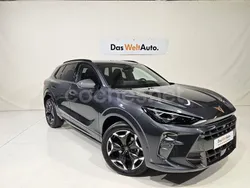 Gris / plata Usado 2025 Cupra Terramar SUV | 42.490 € (Precio justo)