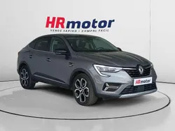 Gris Usado 2022 Renault Arkana Zen SUV | 20.210 € (Un poco caro)