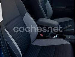 Azul Usado 2016 Toyota Auris Hybrid Active Berlina | 13.900 € (Un poco caro)