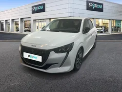 Blanco Usado 2023 Peugeot 208 Allure Utilitario | 15.490 € (Precio justo)