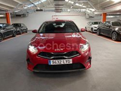 Granate Usado 2022 Kia Ceed Berlina | 14.900 € (Buen precio)