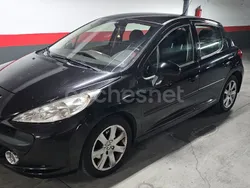 Negro Usado 2006 Peugeot 207 Berlina | 2400 € (Buen precio)