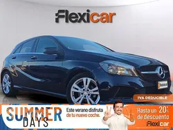 Azul Usado 2017 Mercedes A180 Berlina | 17.990 € (Precio justo)