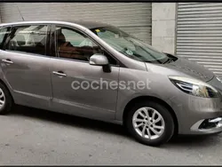 Gris / plata Usado 2012 Renault Scénic III Dynamique Monovolumen | 8700 € (Precio justo)