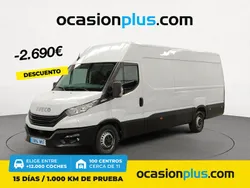 Blanco Usado 2023 Iveco Daily Berlina | 29.590 € (Precio justo)