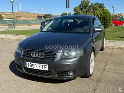 Gris / plata Usado 2004 Audi A3 Ambition Berlina | 3800 € (Precio justo)