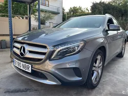 Gris / plata Usado 2014 Mercedes GLA200 AMG line SUV | 17.500 € (Buen precio)