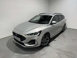 Plateado Usado 2023 Ford Focus ST-Line X Familiar | 23.900 € (Precio justo)
