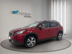 Rojo Usado 2017 Peugeot 2008 Allure SUV | 8900 € (Precio justo)
