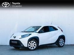 Blanco Usado 2024 Toyota Aygo Play Utilitario | 16.350 € (Caro)