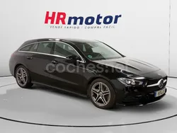 Negro Usado 2021 Mercedes CLA200 Shooting Brake Familiar | 27.320 € (Buen precio)