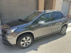 Gris Usado 2017 Peugeot 2008 Style SUV | 7950 € (Buen precio)
