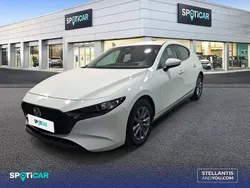 Blanco Usado 2024 Mazda 3 Prime-Line Berlina | 23.950 €
