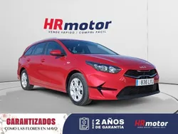 Rojo Usado 2022 Kia Ceed Berlina | 15.610 € (Precio justo)