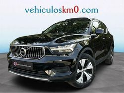 Negro Usado 2021 Volvo XC40 Momentum SUV | 29.500 € (Precio justo)