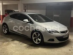 Etiqueta b (amarilla) Usado 2012 Opel Astra GTC Selective Berlina | 7500 € (Precio justo)