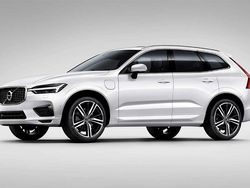 Gris Usado 2024 Volvo XC60 Core SUV | 42.900 € (Precio justo)