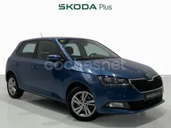 Azul Usado 2020 Skoda Fabia Ambition Berlina | 13.450 € (Precio justo)
