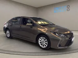 Gris Usado 2022 Toyota Corolla Active | 20.975 € (Buen precio)
