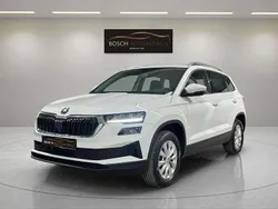Blanco Usado 2023 Skoda Karoq Ambition SUV | 23.990 € (Buen precio)