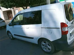 Blanco Usado 2003 Ford Courier Monovolumen | 11.200 €
