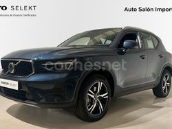 Azul Nuevo 2025 Volvo XC40 Core SUV | 38.900 € (Precio justo)