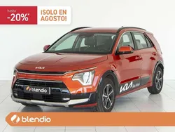 Naranja Usado 2023 Kia Niro SUV | 31.246 € (Un poco caro)