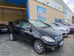 Negro Usado 2010 Mercedes A200 Monovolumen | 4999 €