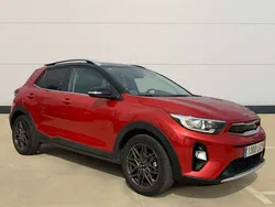 Usado 2020 Kia Stonic SUV | 13.248 € (Precio justo)