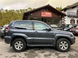 Gris Usado 2005 Toyota Land Cruiser SUV | 27.999 € (Un poco caro)