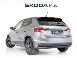 Gris Usado 2024 Skoda Fabia | 20.400 € (Precio justo)