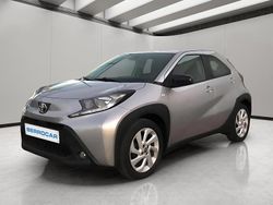 Gris Usado 2022 Toyota Aygo X Play SUV | 14.500 €