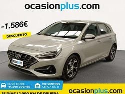 Plateado Usado 2022 Hyundai i30 Utilitario | 15.446 € (Precio justo)