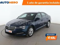 Azul Usado 2020 Skoda Superb Ambition Berlina | 21.099 € (Un poco caro)