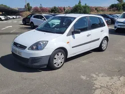 Blanco Usado 2008 Ford Fiesta Ambiente Utilitario | 2650 € (Buen precio)