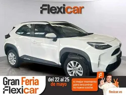 Blanco Nuevo 2025 Toyota Yaris Cross Active SUV | 23.890 €