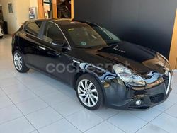 Negro Usado 2015 Alfa Romeo Giulietta Super Utilitario | 11.900 € (Precio justo)